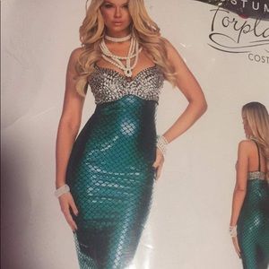Sexy mermaid Halloween costume